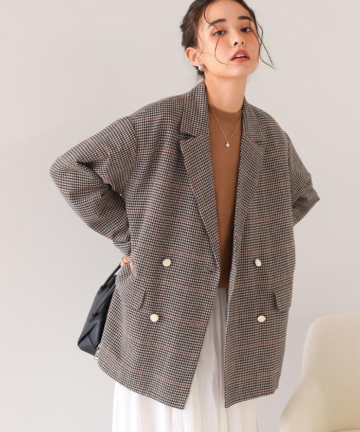 ゴールド釦ダブルテーラードジャケット