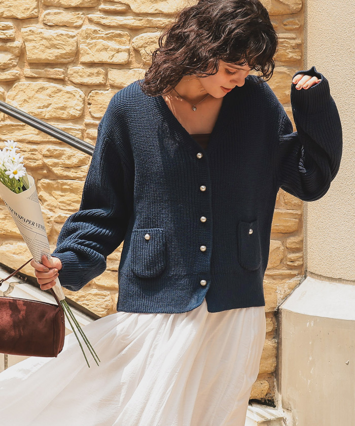 ポケット付きパールボタンニットカーディガン