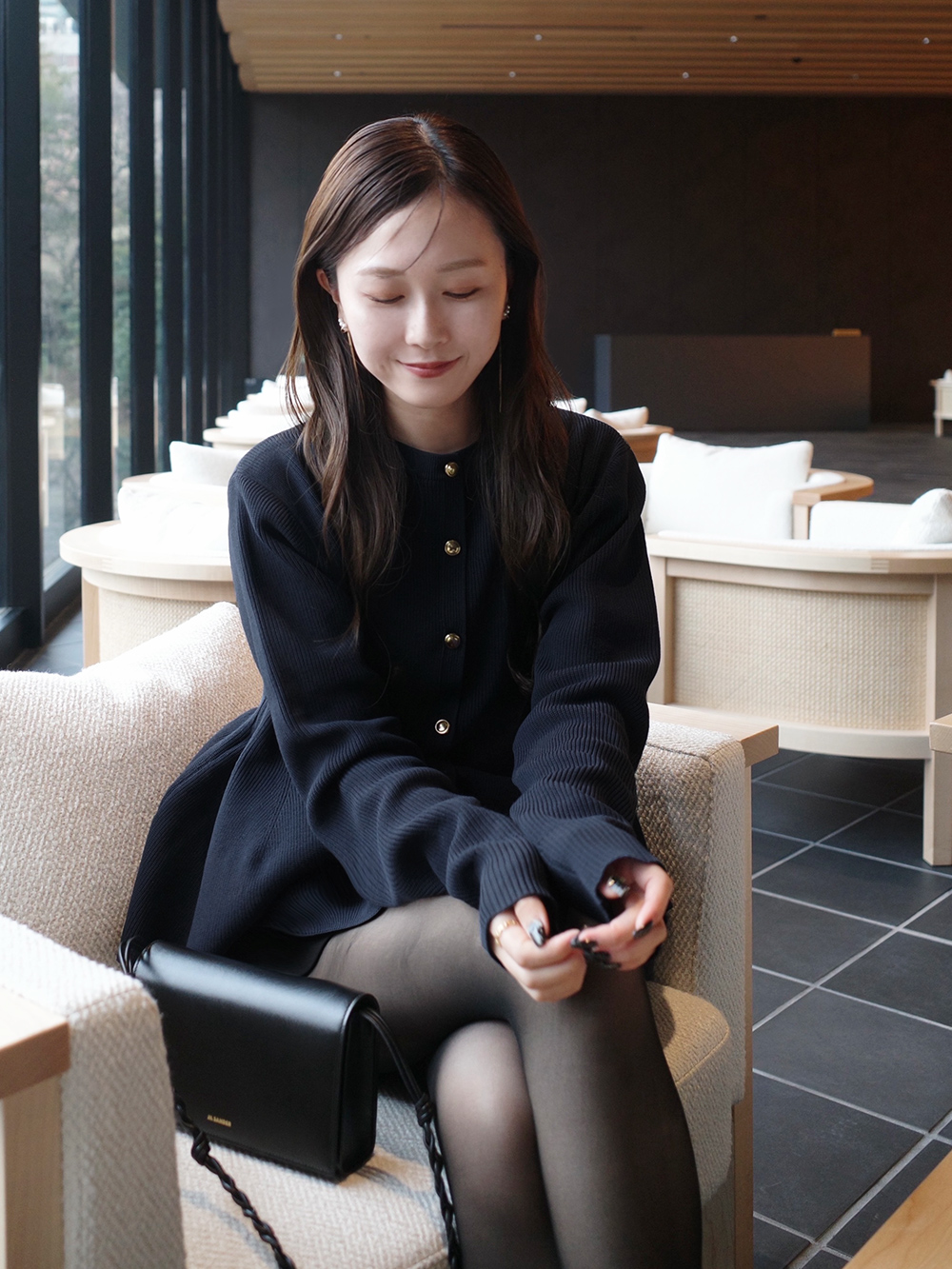 ななみさん着用 ゴールド釦ペプラムニットカーディガン 春夏 ニット