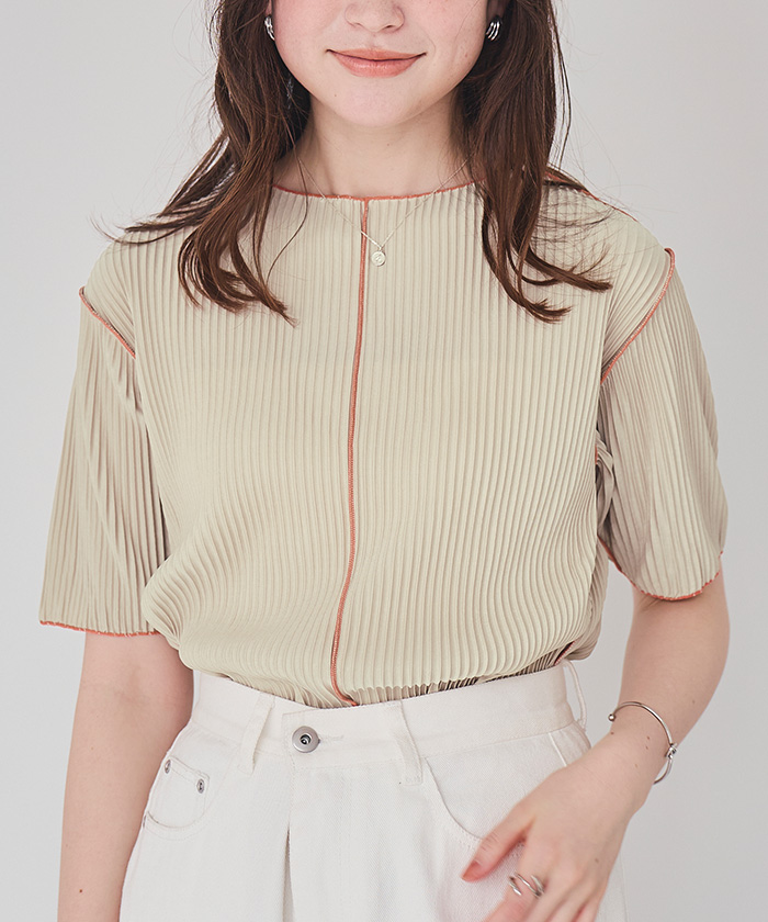 PRIVEVE プリーツメロウトップス PRIVEVE（プリヴェヴェ）の「PRIVEVE/プリヴェヴェ/THE PLEATS MELLOW