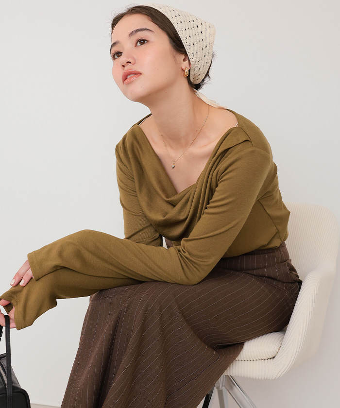 IIROT イロット　オフショルダー　カットソー　ロングTシャツ IIROT イロット オフショルダー カットソー ロングTシャツ