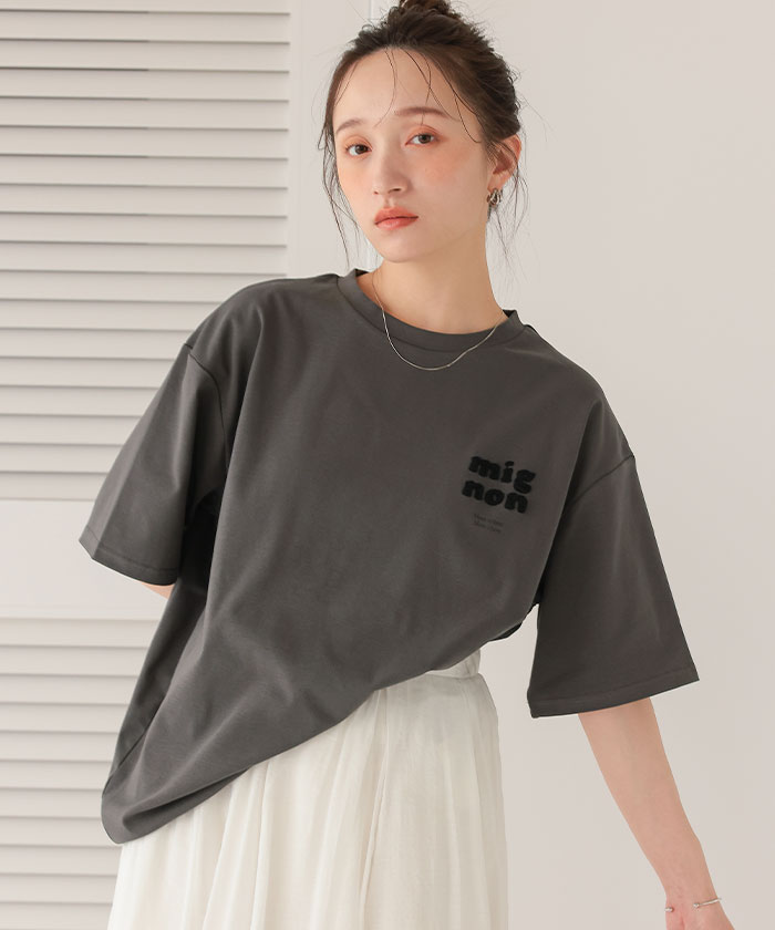 【美品/XLサイズ】Berluti 刺繍Tシャツ　カリグラフィ　2023モデル 美品/XLサイズ】Berluti 刺繍Tシャツ カリグラフィ 2023モデル