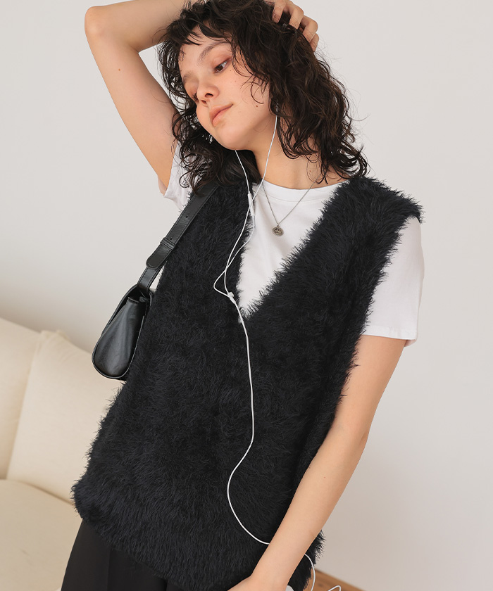 Vネックオーバーサイズシャギーニットベスト | titivate