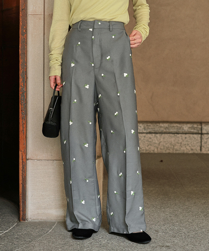 フラワー刺繍ストレートパンツ | titivate