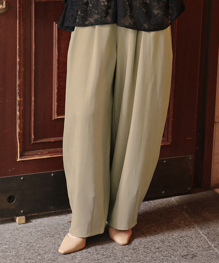 パンツ Yuuun ツイルタックコクーンバレルパンツ（チノパンツ）｜THE YOn